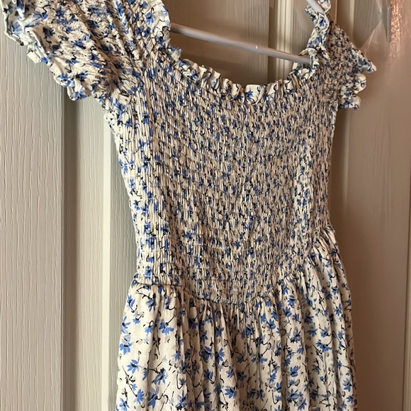 Urban outfitters off the shoulder midi dress - Picture 2 of 3